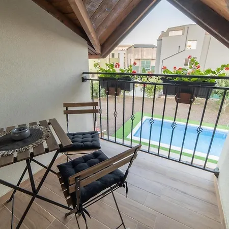 Smokinite Complex - Pool And Bbq Near The * Βάρνα